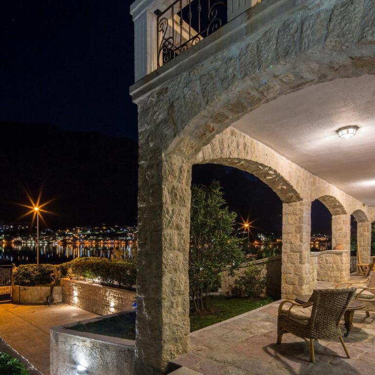 Palazzo Banicevic Luxury Rooms - King Room with Spa Bath - 24