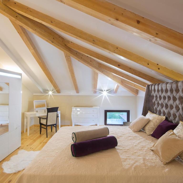 Palazzo Banicevic Luxury Rooms - Family Room with Sea View - 17