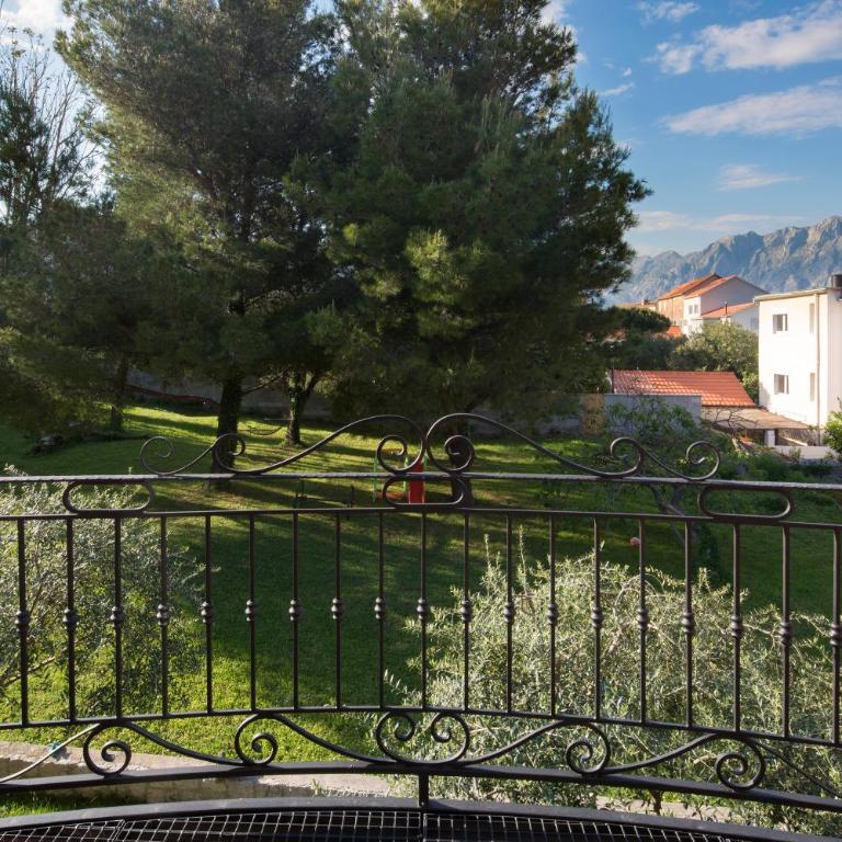 Palazzo Banicevic Luxury Rooms - Double Room with Pool View - 13