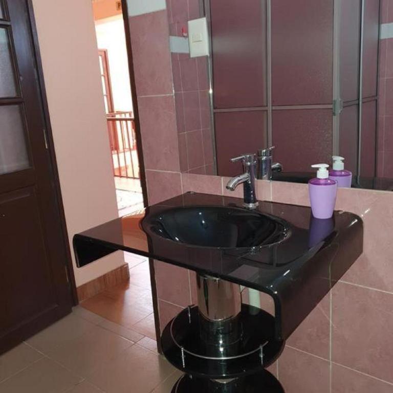 No Fear Adventure Hostel - Standard Single Room with Shared Bathroom - 2