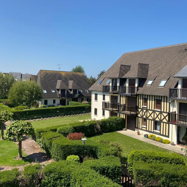 Escapade à Cabourg, 300M plage, calme et chaleureux - One-Bedroom Apartment - 8