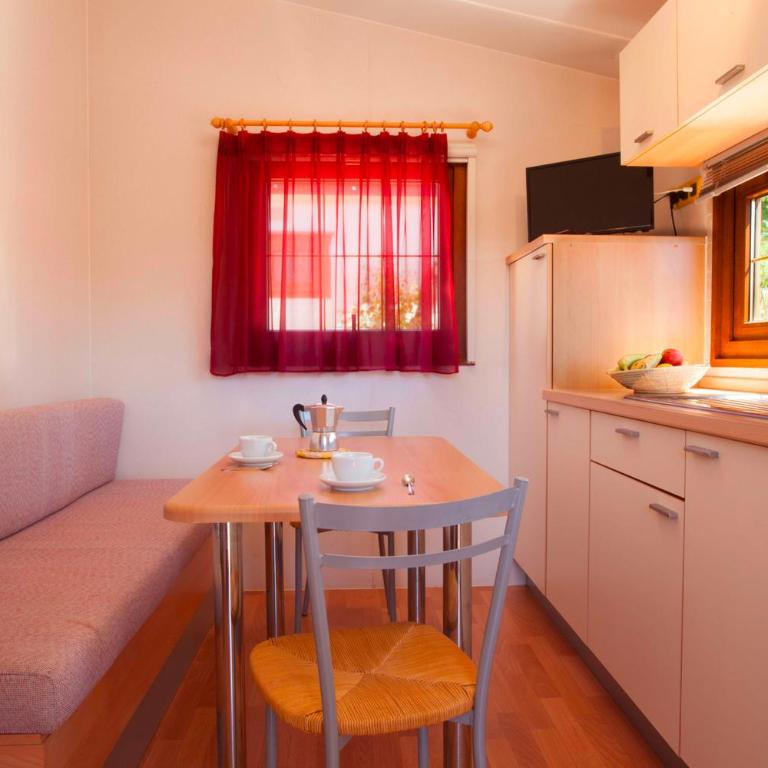 Camping Village Capo D'Orso - Casa Mobile (5 Adulti) - 3