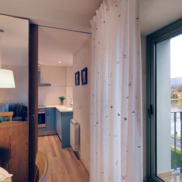 Apartaments Boutique la Torreta del Llac - Apartment mit 2 Schlafzimmern, Balkon und Seeblick - 19