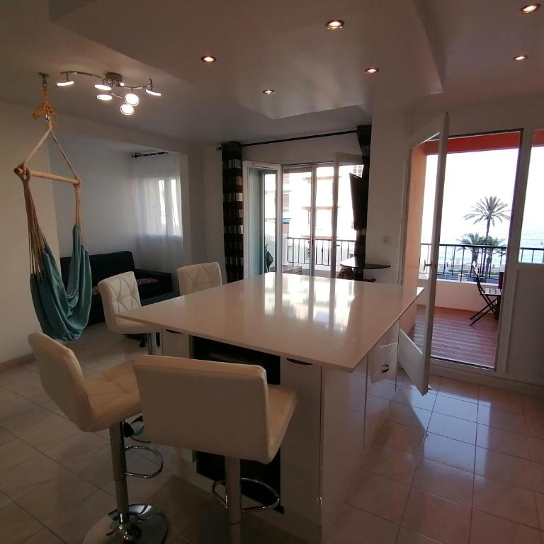 Terrasse Vue Mer Plage à 50 m Parking - Appartement - Vue sur Mer - 43