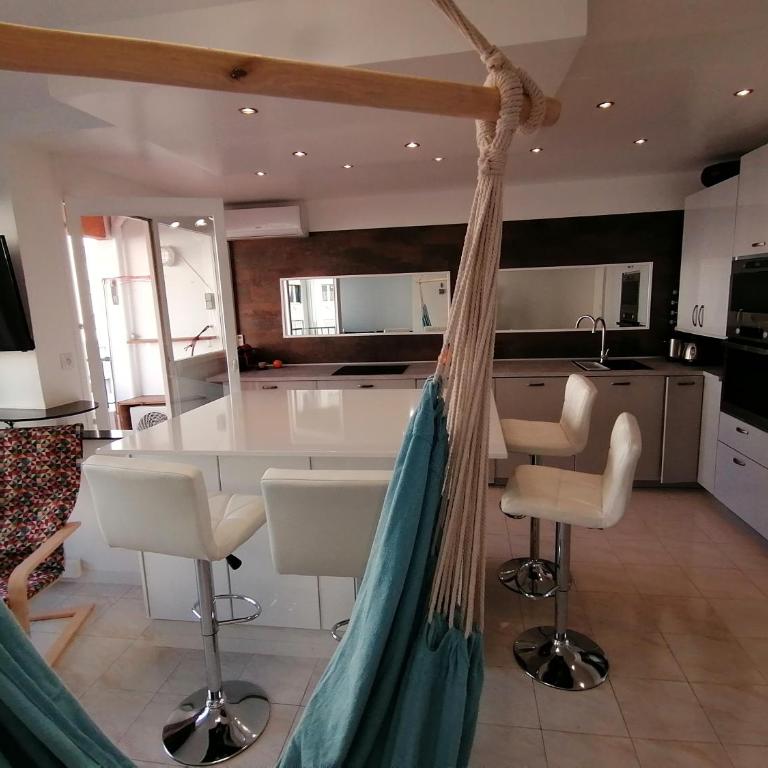 Terrasse Vue Mer Plage à 50 m Parking - Appartement - Vue sur Mer - 32