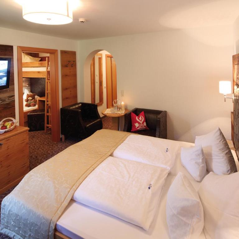 Hotel Maria Theresia - Familienzimmer - 2