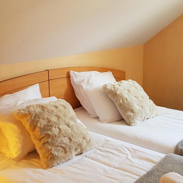 Logis Hôtel Terminus - Chambre Triple - 2