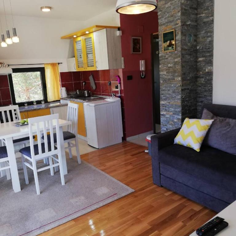 Smiley 1 - Apartman sa 1 Spavaćom Sobom - 2