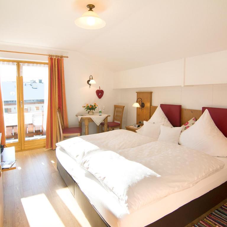 Haus Christl Reit im Winkl, Kostenloser Parkplatz, Spülmaschine, 5 Minuten zum Ortszentrum, ruhige Lage, Wlan - Comfort Doppelzimmer mit Balkon - 6