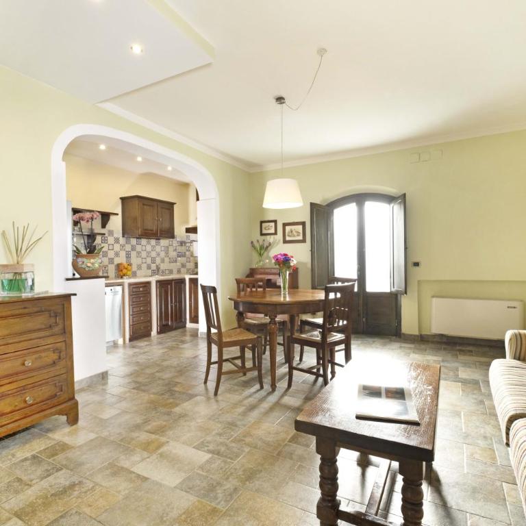 Borgo Grondaie - Appartamento con Camera Matrimoniale + Divano Letto (4 Adulti) - 1