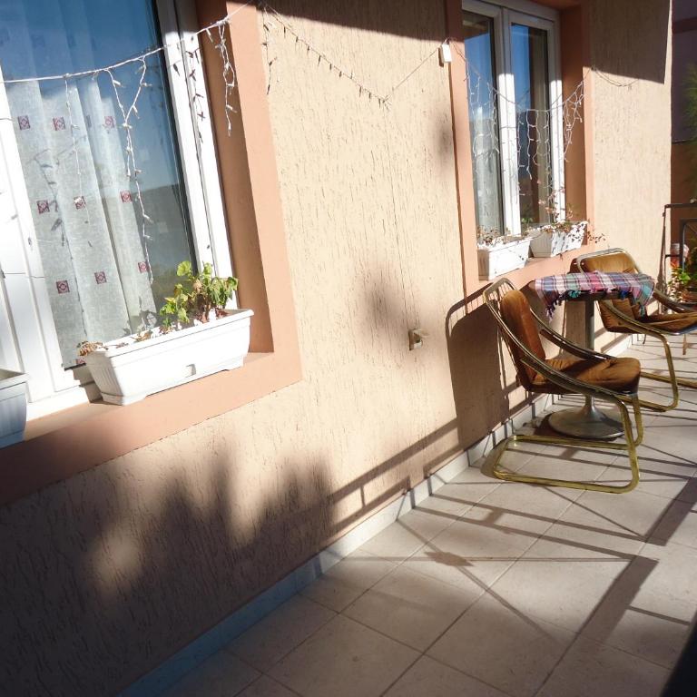 Apartments Villa Mićunović - Three-Bedroom Apartment with Sea View - 3