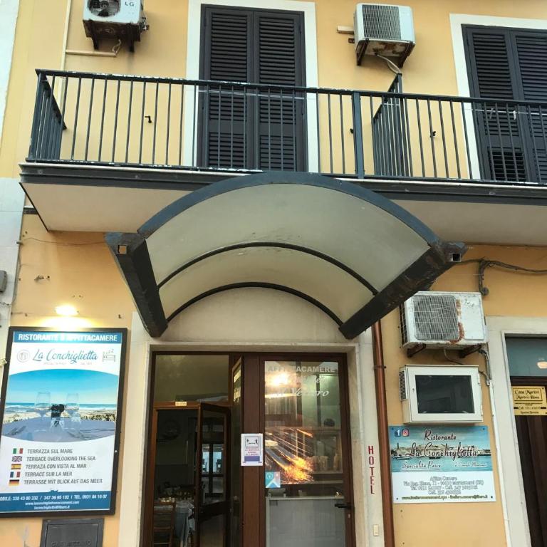 La Conchiglietta - Deluxe Double Room with Balcony and Sea View - 1