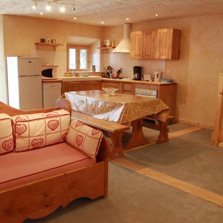 Chalet à la montagne 10 places 4 chambres - Maison 3 Chambres - 3