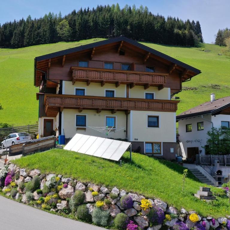 Haus Erika - Apartment mit 2 Schlafzimmern und Bergblick - 5