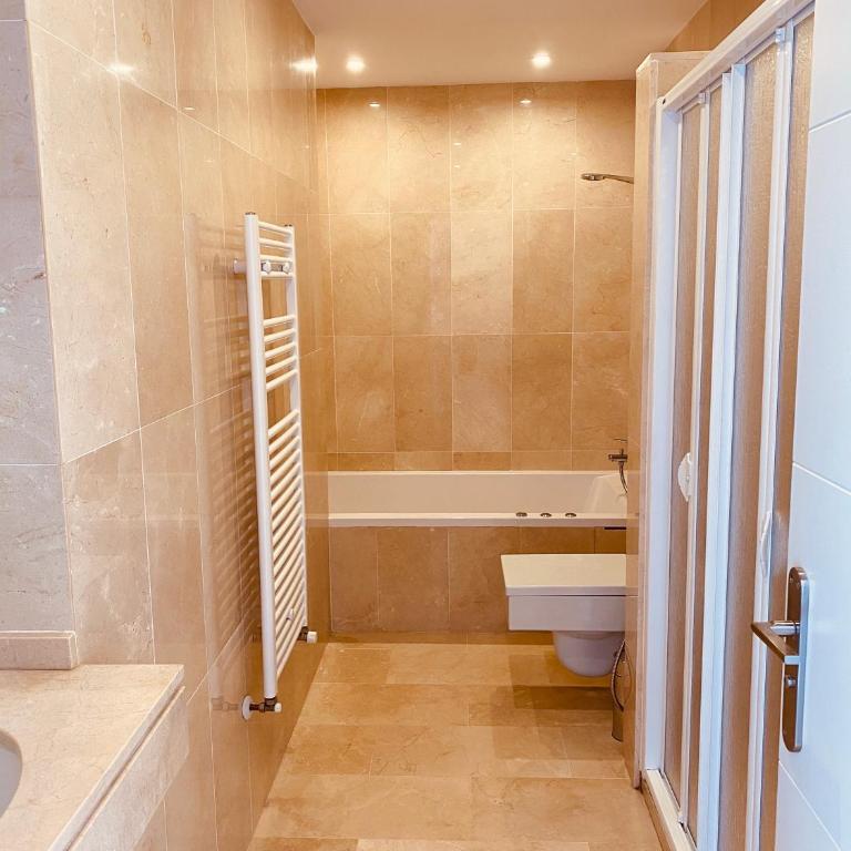 La Perla de Torrenueva - Villa con piscina privada - 11