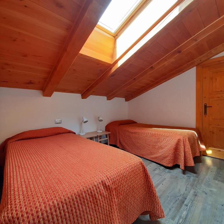 Hotel Crampon - Camera Familiare - 3