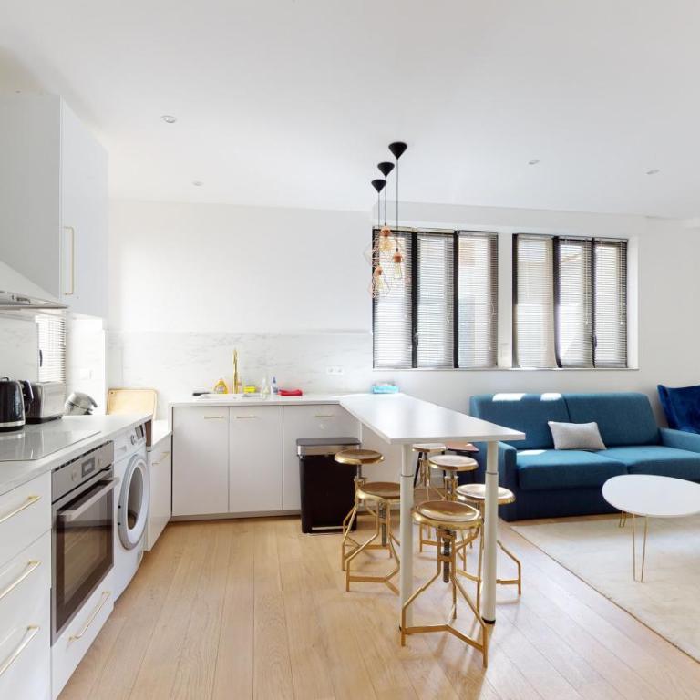 Stunning And Luxurious 3BR Loft 5min From Paris In The Heart Of Boulogne - Maisonette-Apartment - 1