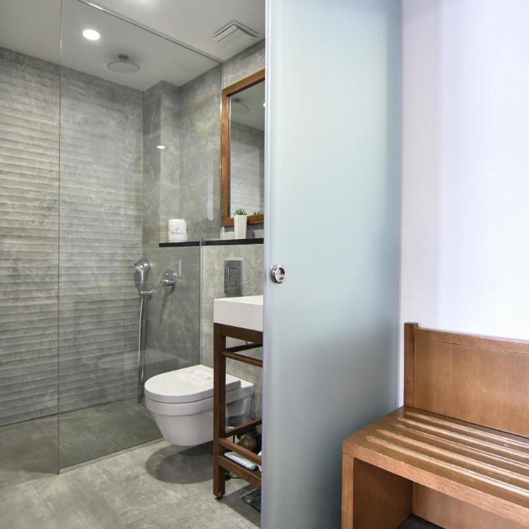 Hotel Perla - Standard Triple Room Garden View - 3