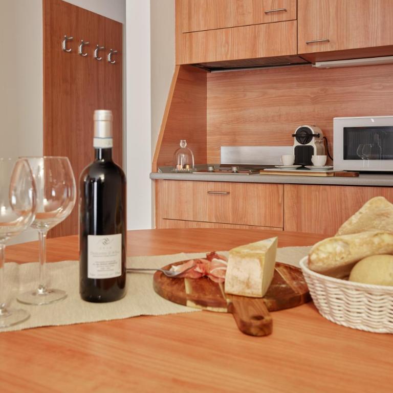 BASE CAMP alpine apartments - Superior One-Bedroom Apartment with Mountain View - 5