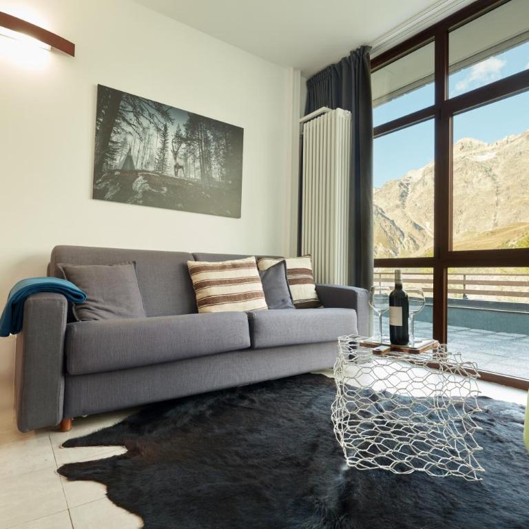 BASE CAMP alpine apartments - Deluxe One-Bedroom Apartment with Mountain View - 9
