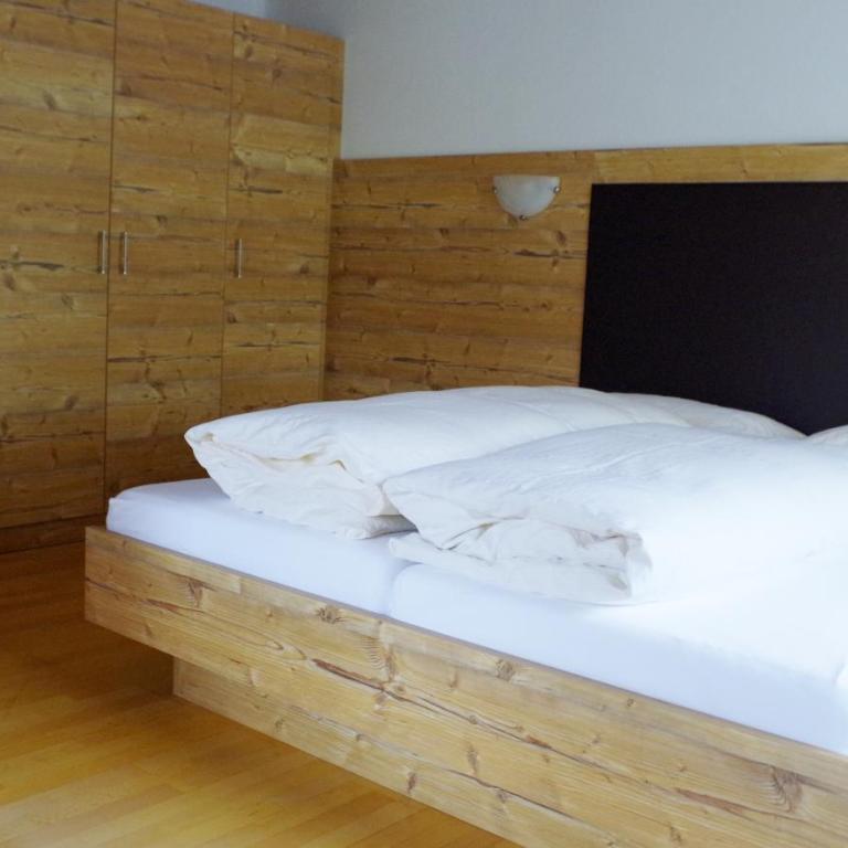 Hotel Edi - Dreibettzimmer - 8
