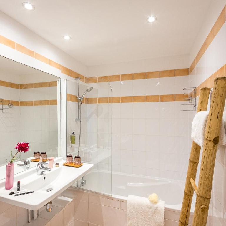 Best Western Plus La Marina - Chambre Familiale avec Balcon ou Terrasse - 7