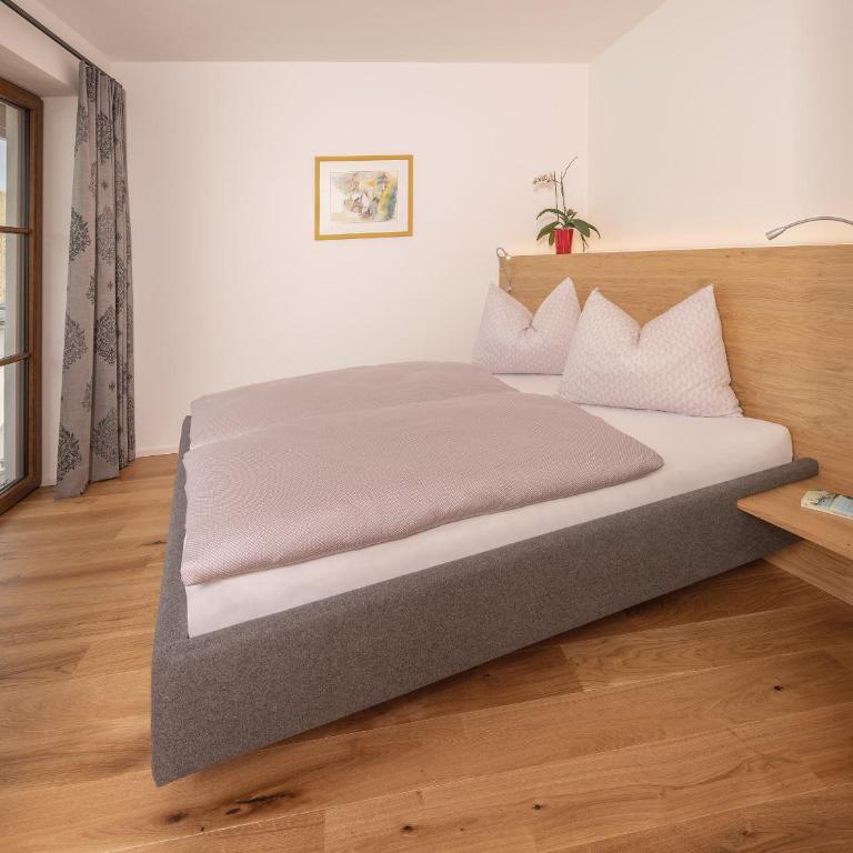 Brunnwirt ESSEN & WOHNEN - Apartment mit 2 Balkonen und 2 Schlafzimmern - 8
