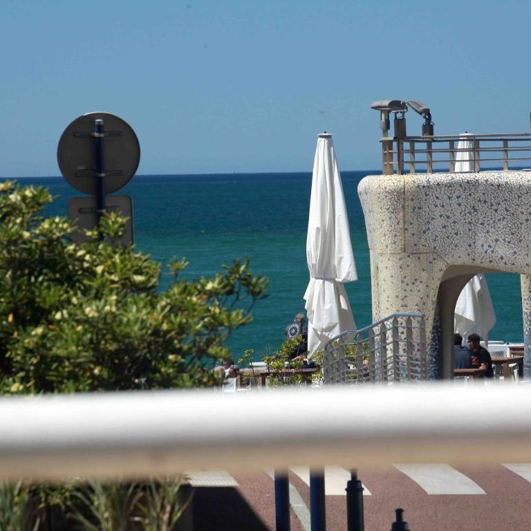 Deluxe and luminous apartment front of the sea - Appartement - Vue sur Mer - 3