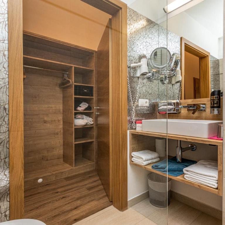 Enjoy The Alps - Aparthotel - Apartment mit 3 Schlafzimmern - 27