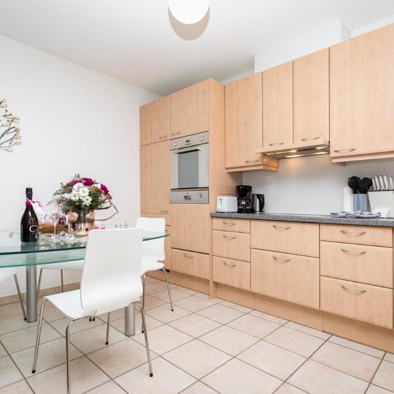 EnjoyTheAlps - SKI in-SKI out - Appartement avec Terrasse - 6