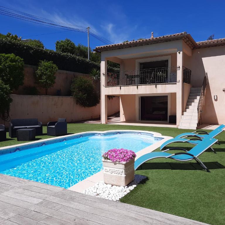 Villa Madysan climatisée St Aygulf, piscine privée, proche de la mer - Villa with Private Pool - 10