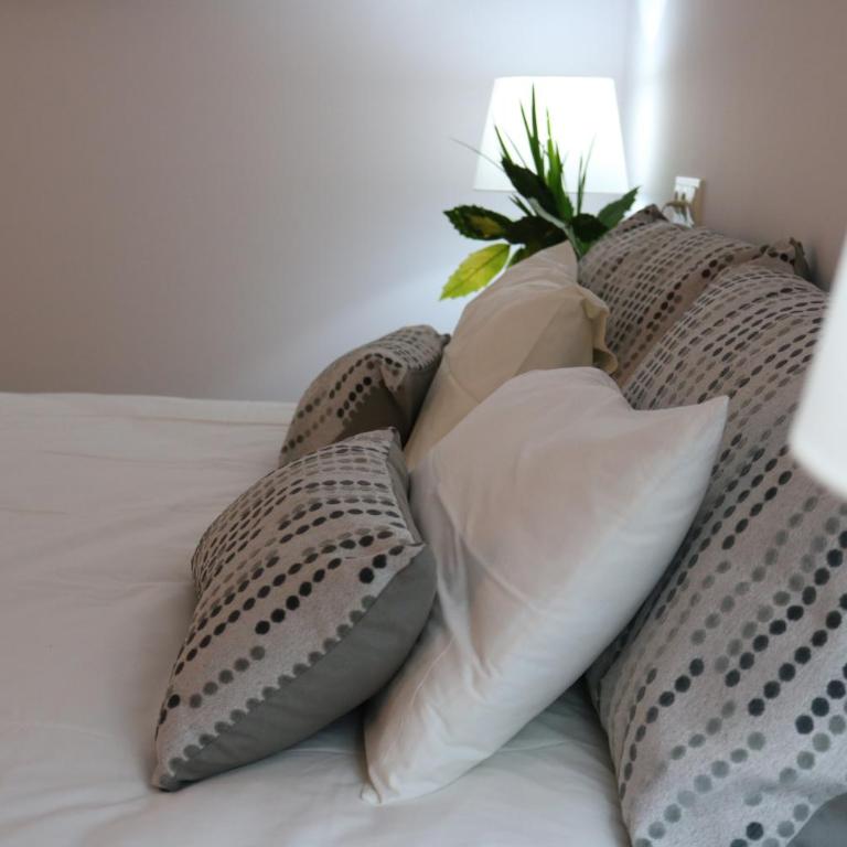 Impresionante piso en el centro de Pontevedra con terraza y parking - Apartamento de 2 dormitorios - 16