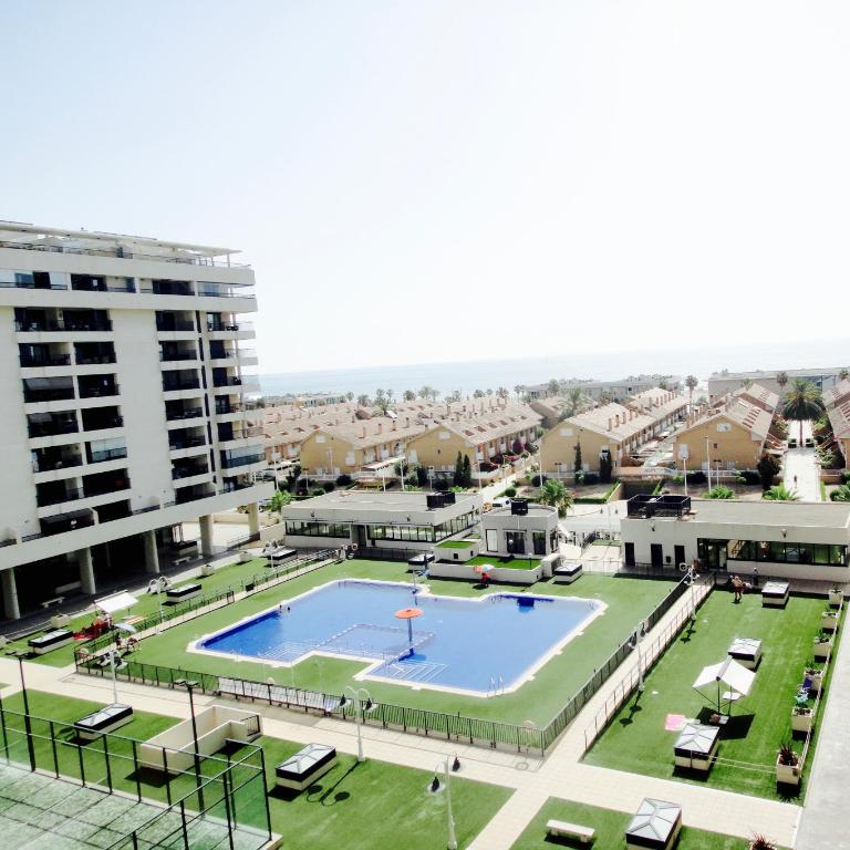 Patacona Beach Power!! - Two-Bedroom Apartment - 4