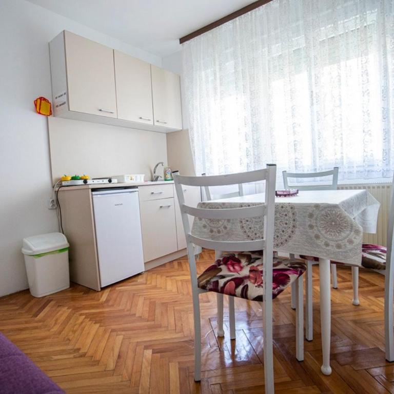Apartmani Didić - Apartment - 21