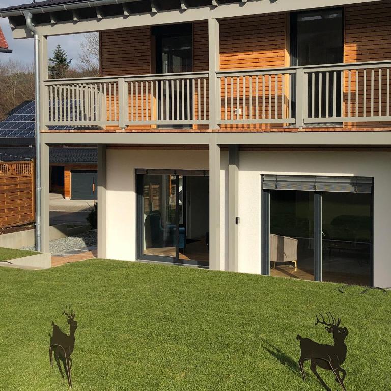 Ferienhaus Chalets Inzell - Haus mit 3 Schlafzimmern - 1