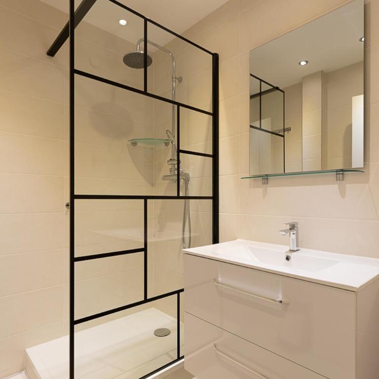 Le petit Barclay - Appartement privé de 45 m2 - 2 a 4 personnes - Parking gratuit - Appartement 1 Chambre - 4