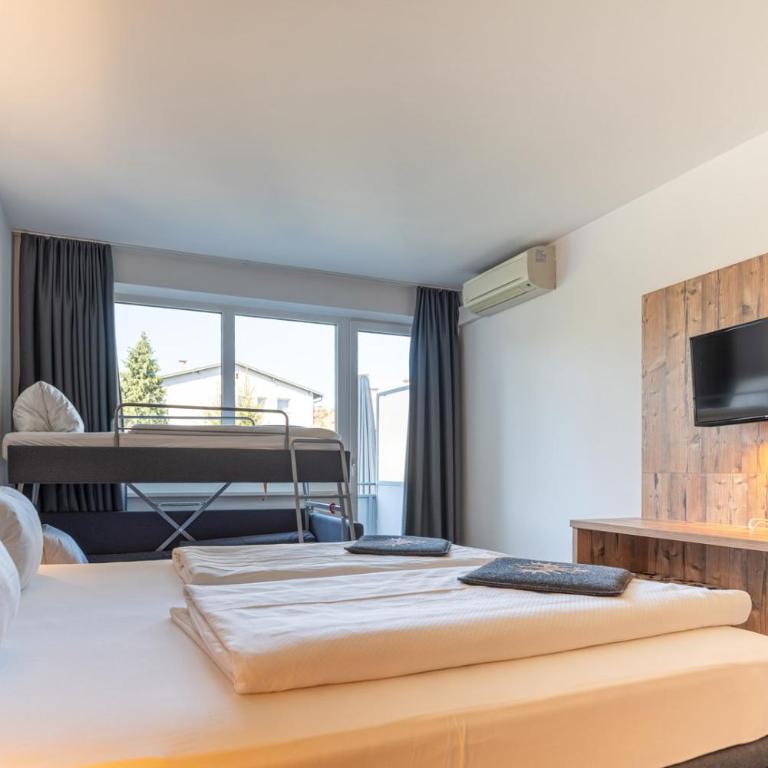 BinderS Budget City-Mountain Hotel - Familienzimmer - 5
