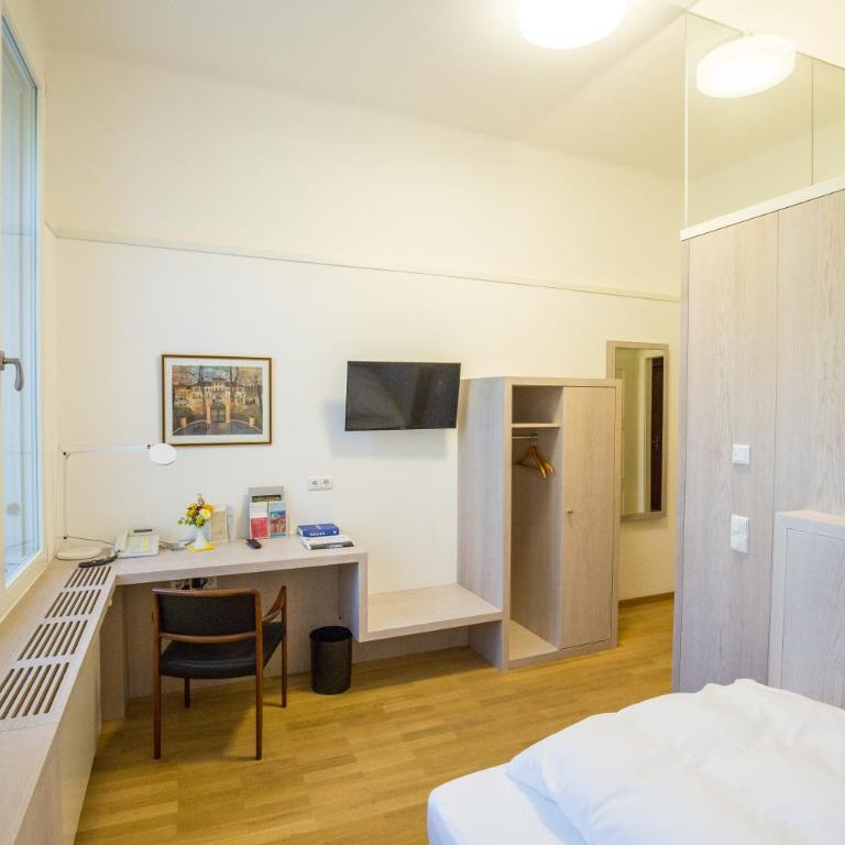 Gästehaus der Katholischen Akademie in Bayern - Habitación Individual - Castle Sureness - 2