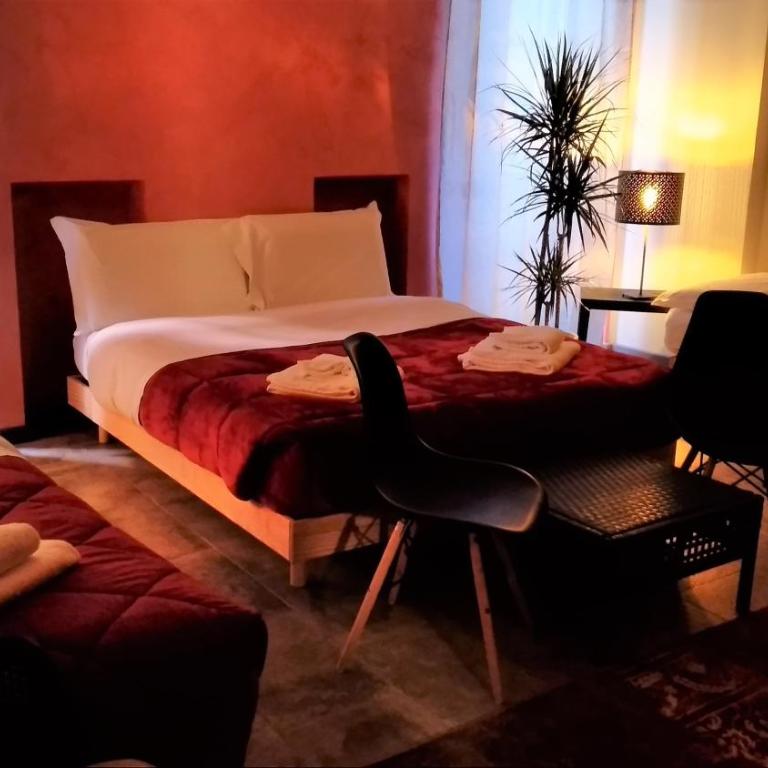 Marconi Rooms Loggia delle Erbe - Studio - Separate Building Via Fama 15 - 1
