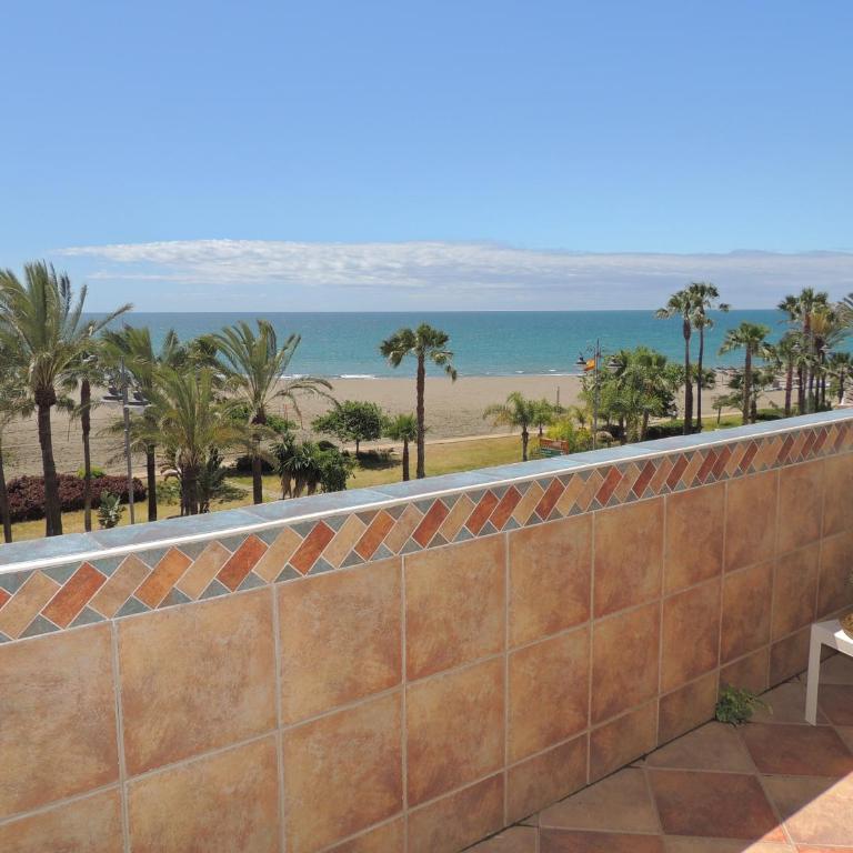 Ole Playa 6A, Beach Front - A pie de Playa, Sea Views - Vistas al Mar, Parking, Puerto Marina - Apartamento - 4