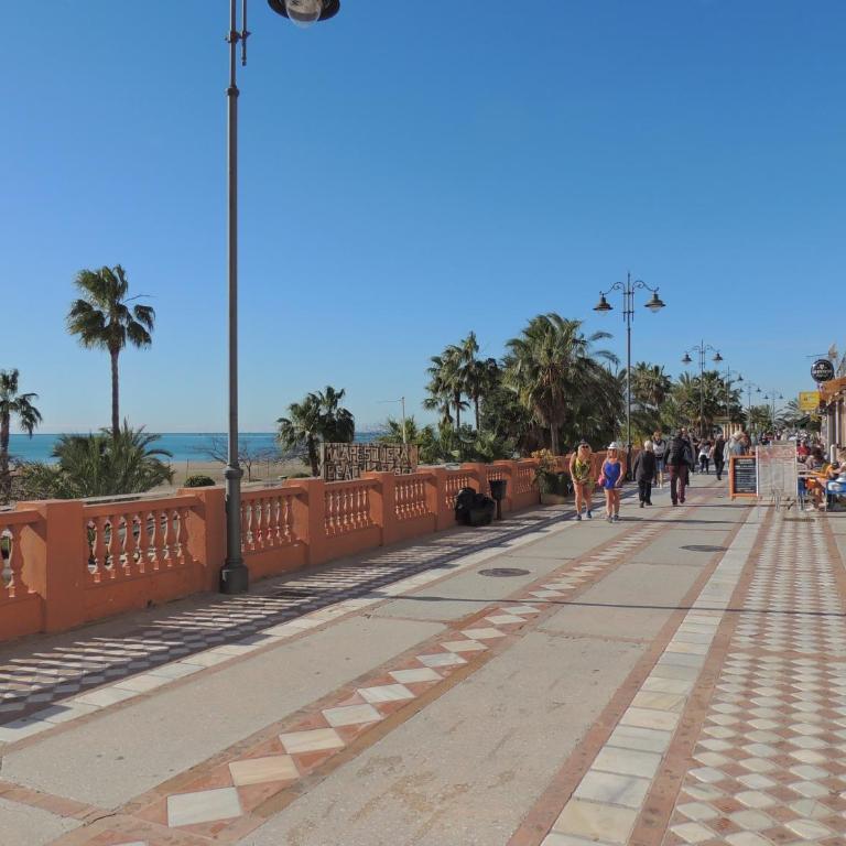 Ole Playa 6A, Beach Front - A pie de Playa, Sea Views - Vistas al Mar, Parking, Puerto Marina - Apartamento - 24