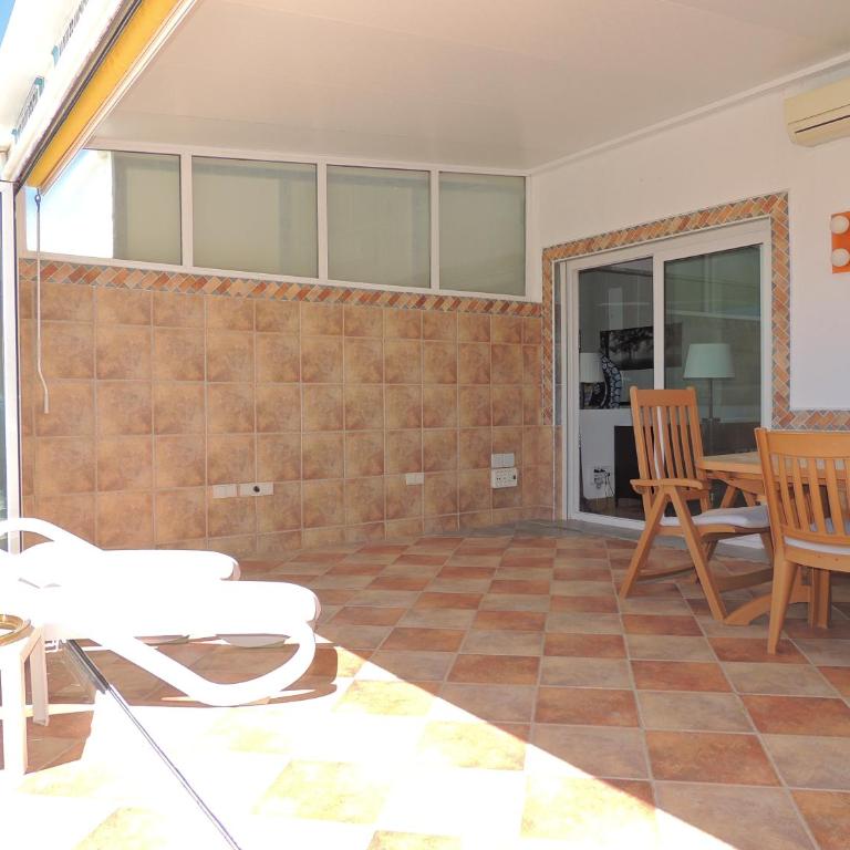 Ole Playa 6A, Beach Front - A pie de Playa, Sea Views - Vistas al Mar, Parking, Puerto Marina - Apartamento - 31