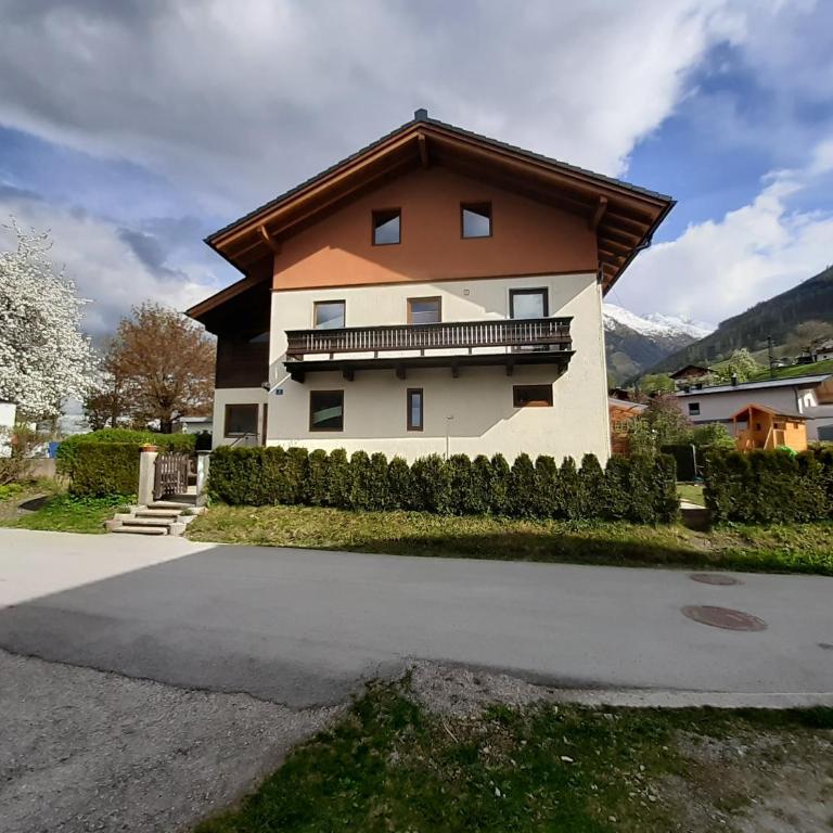 Haus Putzas Appartment - Two-Bedroom Apartment - 1