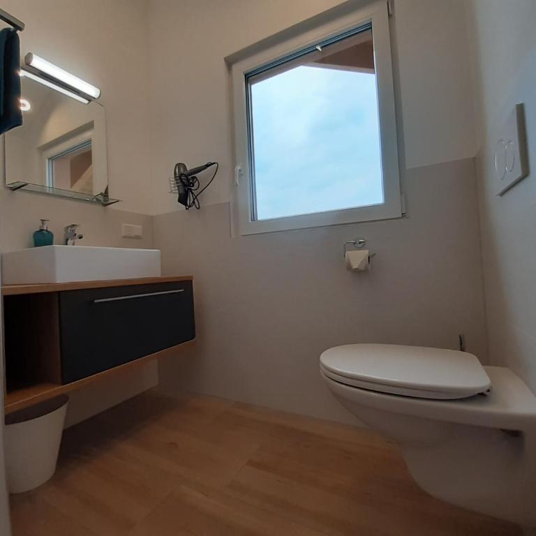 Haus Putzas Appartment - Two-Bedroom Apartment - 12