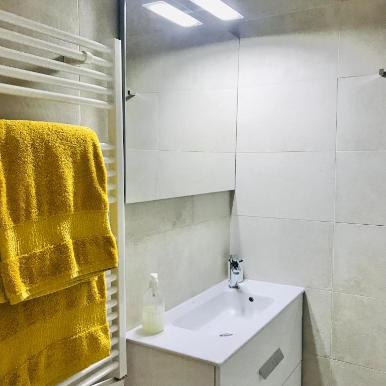 Appt 5pers Centre St Jean de Luz - Calme - Grande Plage à 2mn - Balcon - Appartement avec Balcon - 11