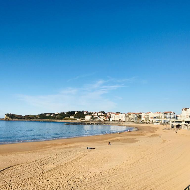 Appt 5pers Centre St Jean de Luz - Calme - Grande Plage à 2mn - Balcon - Appartement avec Balcon - 15