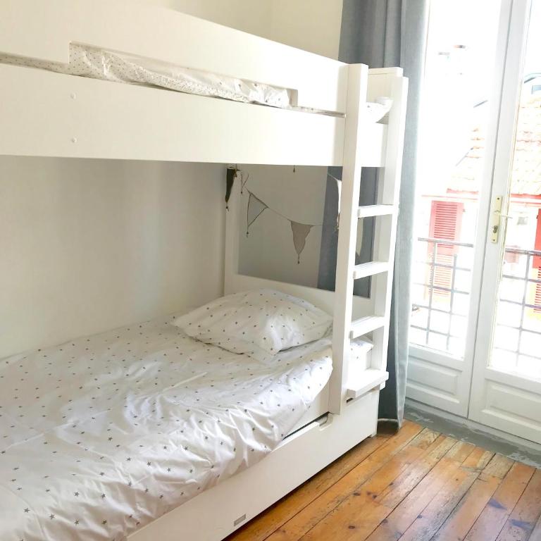 Appt 5pers Centre St Jean de Luz - Calme - Grande Plage à 2mn - Balcon - Appartement avec Balcon - 10