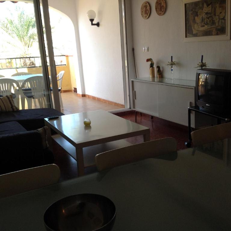 Urbanizacion primera línea de playa - Three-Bedroom Apartment - 16