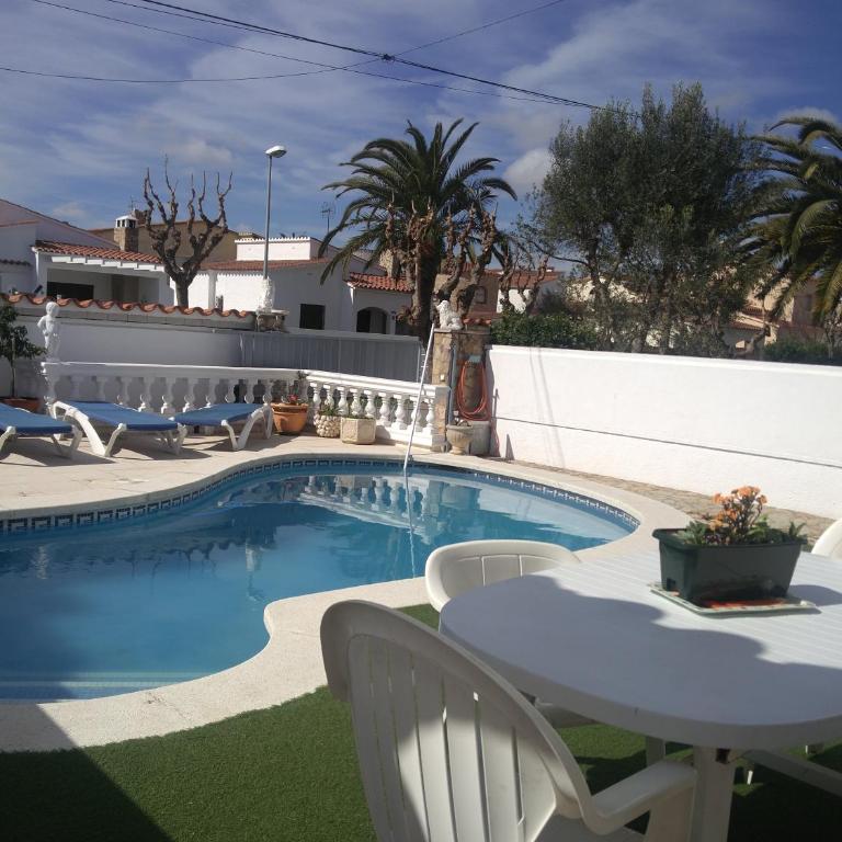 ALBERES 61-B EmpuriaRent - Casa de 2 dormitorios - 7
