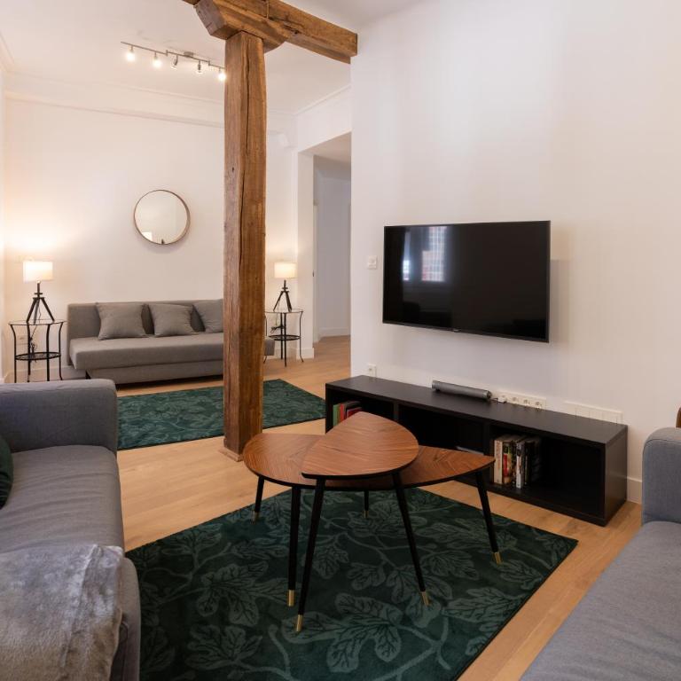 Bilbao High Apartment - Two-Bedroom Apartment - 1
